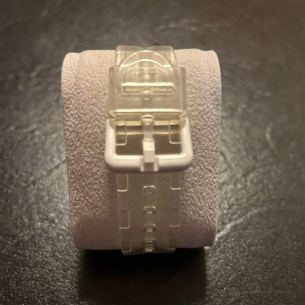Casio Gray Smartwatch with Digital Display and Geometric Design. Gently used